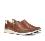 ZAPATO HOMBRE FLUCHOS CON ELASTICOS COLOR CUERO KAI F1985