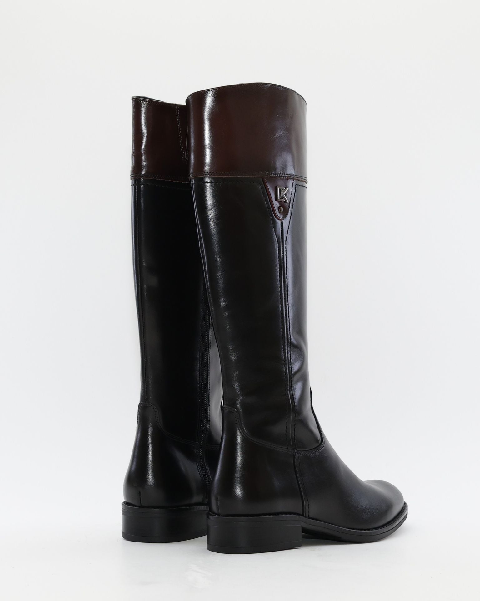 BOTA ALTA MUJER PLANA COLOR NEGRO MARRÓN BURDEOS DORKING by FLUCHOS D9827
