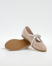 MERCEDITAS EN SERRAJE CON LAZO COLOR BEIGE MACARENA RANIA 73