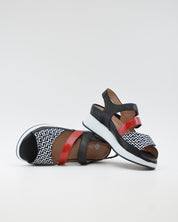 SANDALIA PLANTILLA EXTRAIBLE MUJER TRES VELCROS ANCHO ESPECIAL COLOR NEGRO Y ROJO PIE SANTO 260423