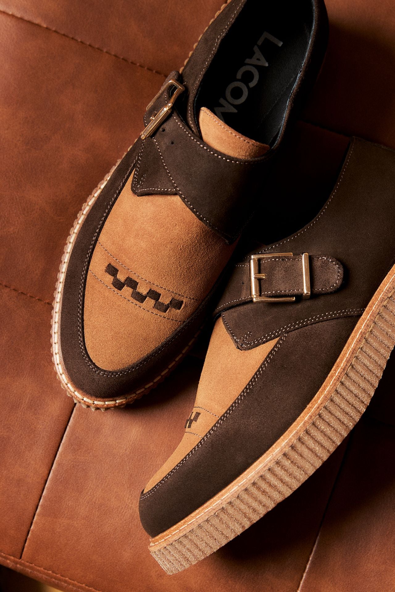 ZAPATO MUJER HEBILLA SERRAJE MARRON LACOMBA CESTRUM