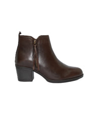 BOTIN MUJER MARRON TACON CUADRADO CREMALLERA