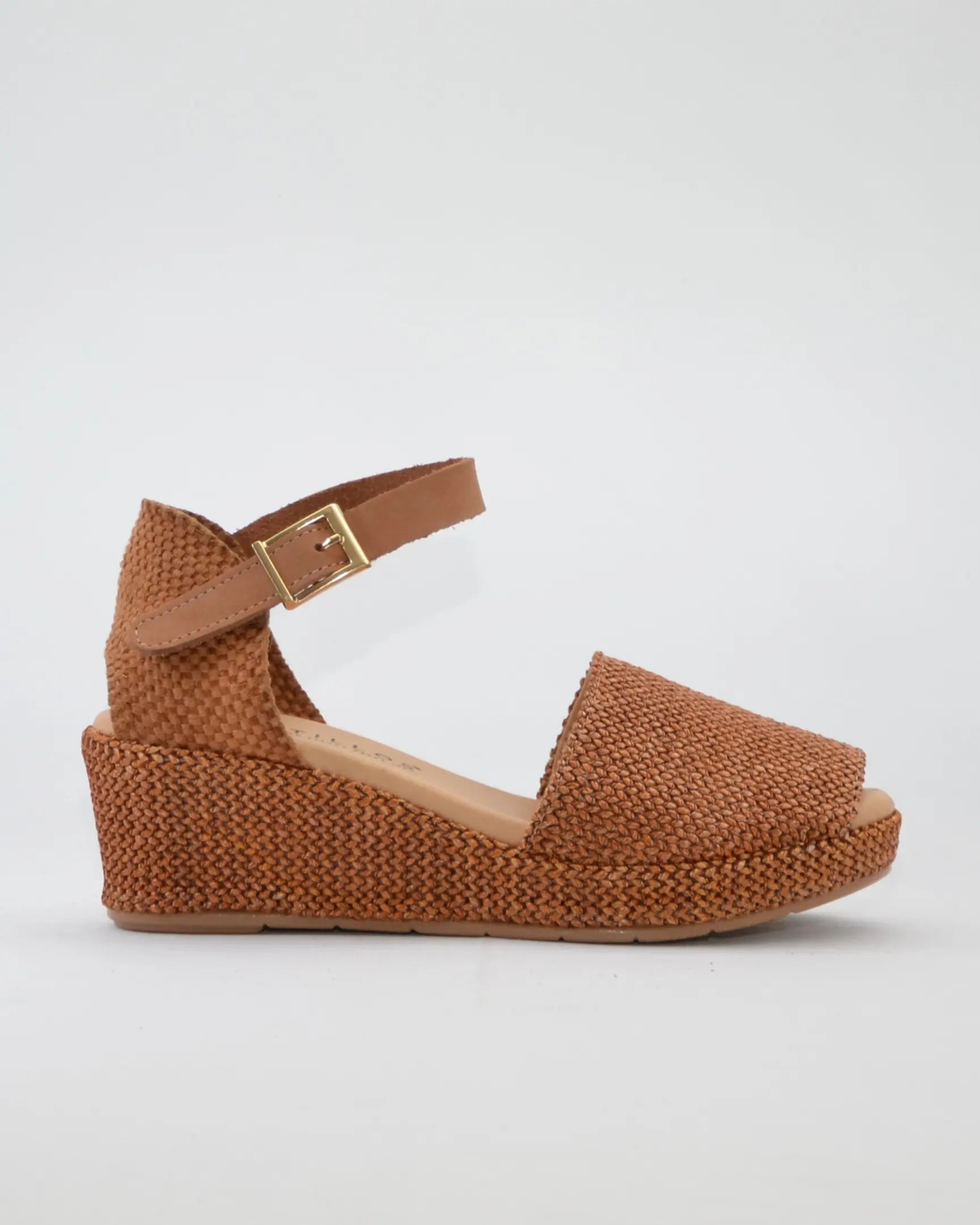 SANDALIA CON CUÑA MUJER PLANTA ACOLCHADA RAFIA CUERO PITILLOS 11260
