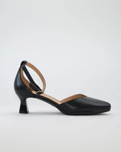 ZAPATO VESTIR MUJER PUNTERA Y TALON CERRADO CON PULSERA COLOR NEGRO DESIREE MACA 3