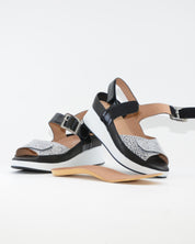 SANDALIA CUÑA PLANTILLA EXTRAIBLE MUJER TRES VELCROS ANCHO ESPECIAL COLOR NEGRO PIE SANTO 260382
