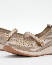 MANOLETINA CON CORREA MUJER COLOR BRONCE TREINTAS L4554