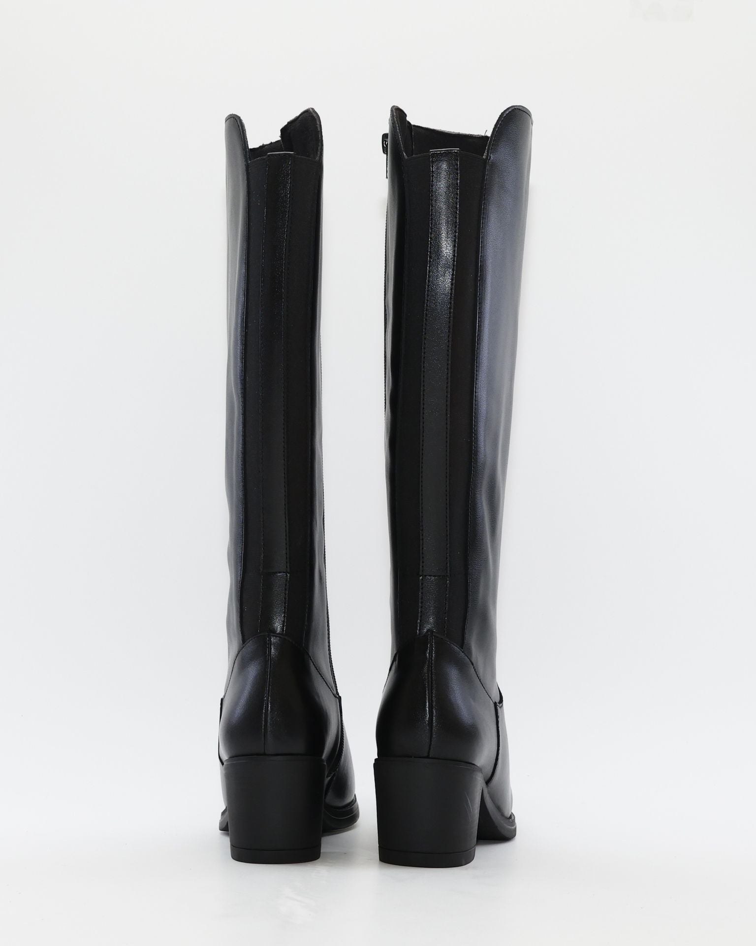 BOTA ALTA MUJER TACON ANCHO CON ELASTICOS PIEL COLOR NEGRO KAOLA 8825
