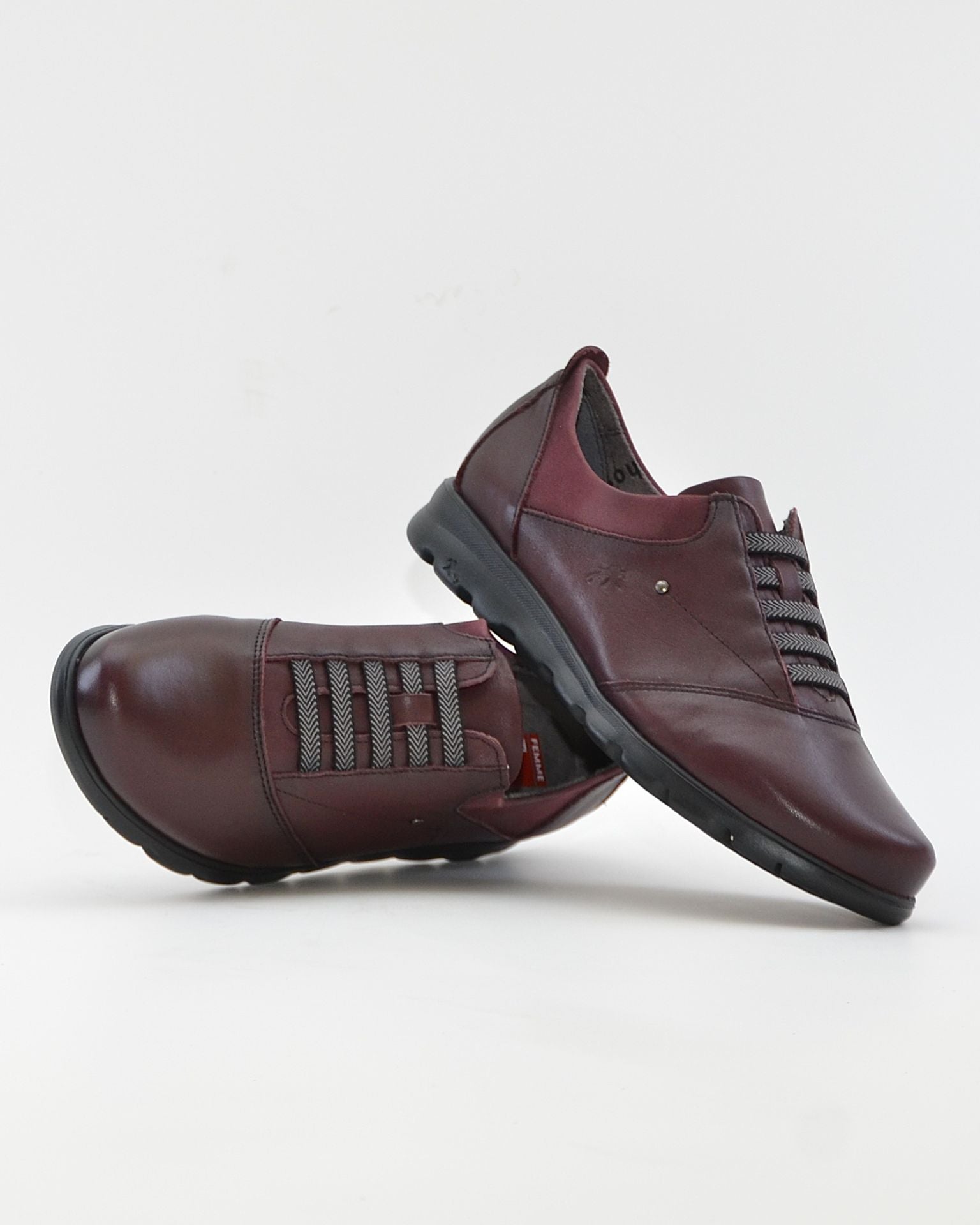 ZAPATO PLANO MUJER BURDEOS CON ELASTICOS FLUCHOS SUSAN F0354