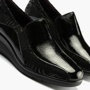 MOCASIN CUÑA ANCHO ESPECIAL NEGRO 10730
