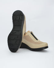 ZAPATO MUJER CUÑA BEIGE  ELÁSTICO Y CREMALLERA 8099 CONFORT CLASS