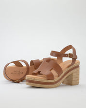 SANDALIA MUJER TACON Y PLATAFORMA COLOR CUERO PITILLOS 30211