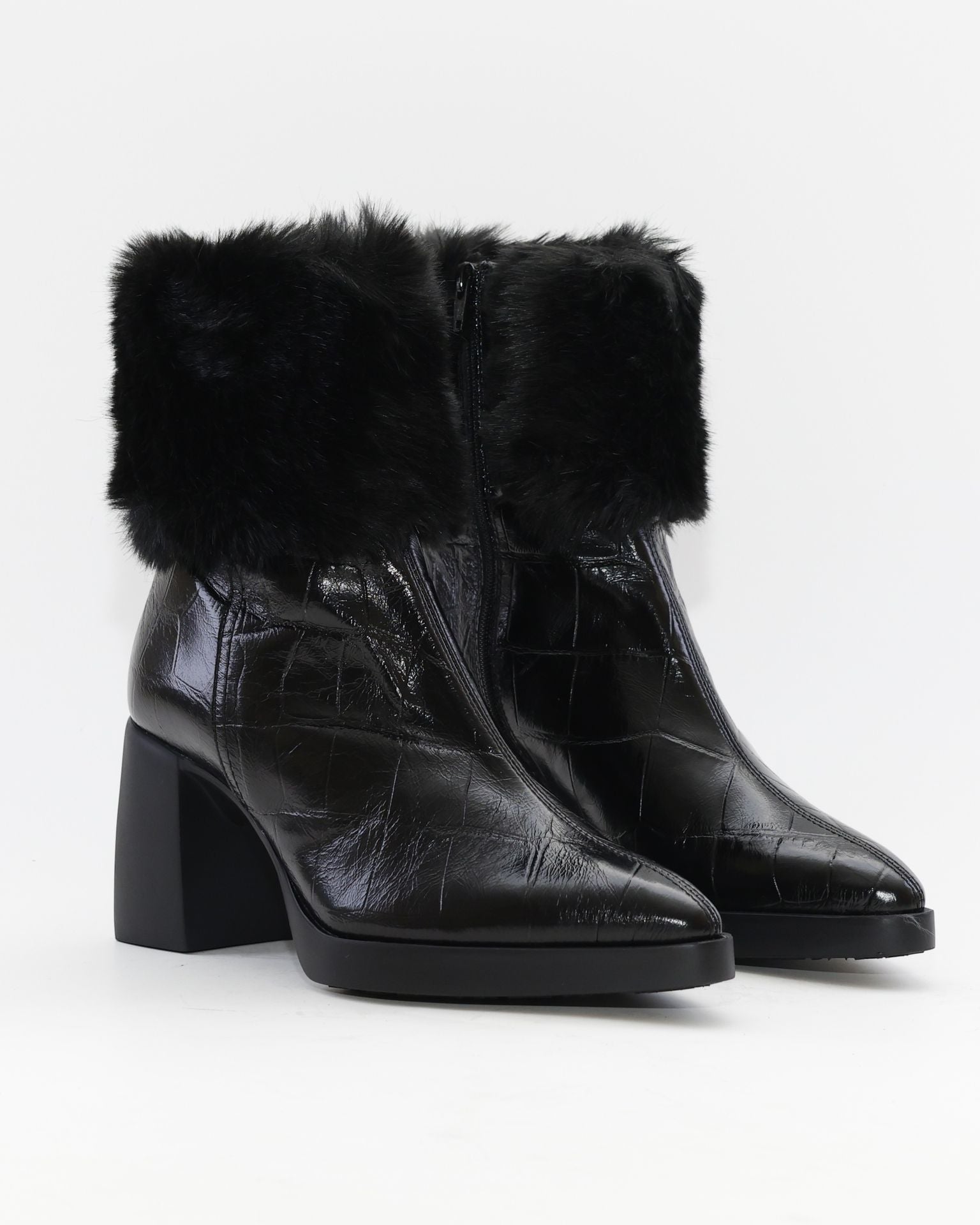 BOTIN TACON MUJER PIEL COCO COLOR NEGRO CON PELO WONDERS L-1605 MISOURI