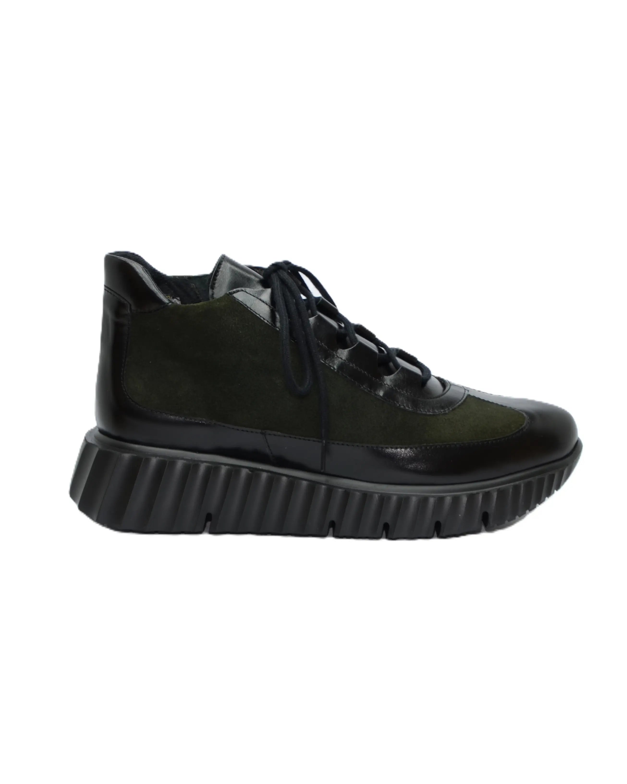 DEPORTIVO MUJER ABOTINADO NEGRO VERDE PISO GRUESO 6509 CONFORT CLASS
