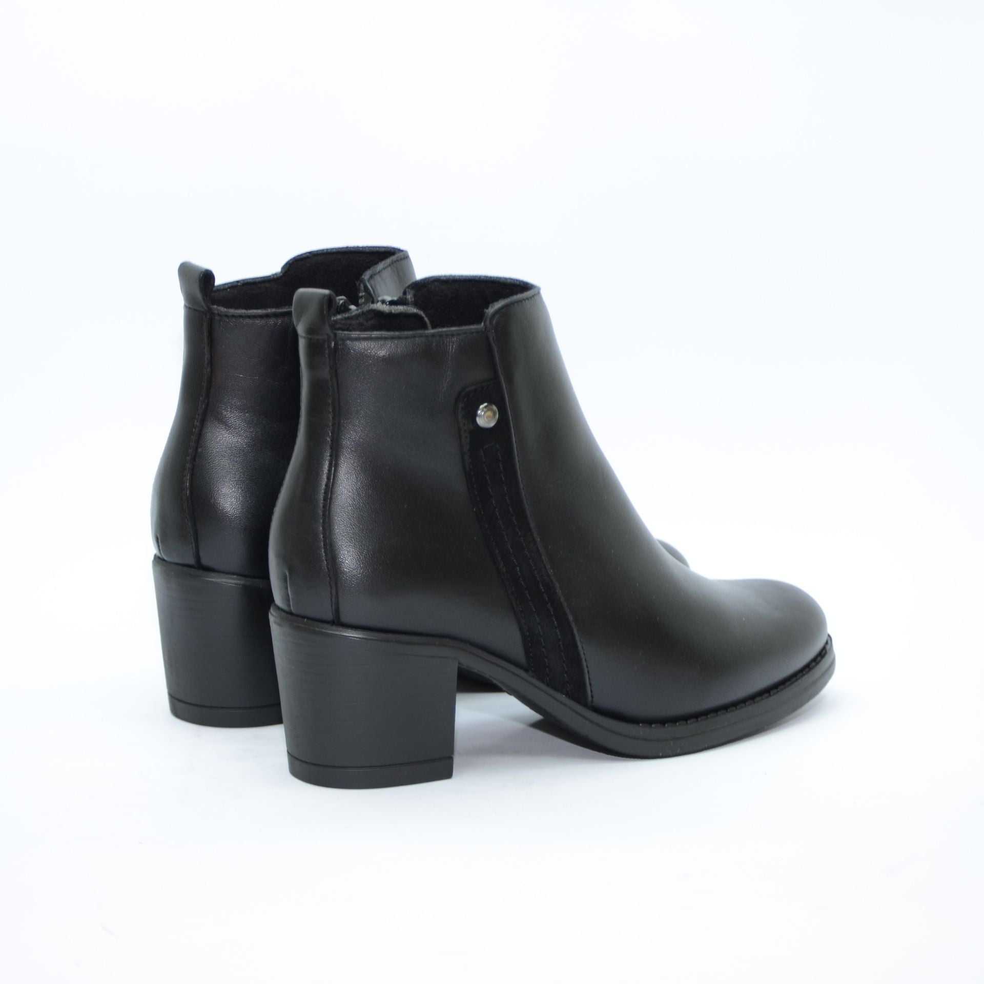 BOTIN TACON CUADRADO SAVAGE NEGRO 8819