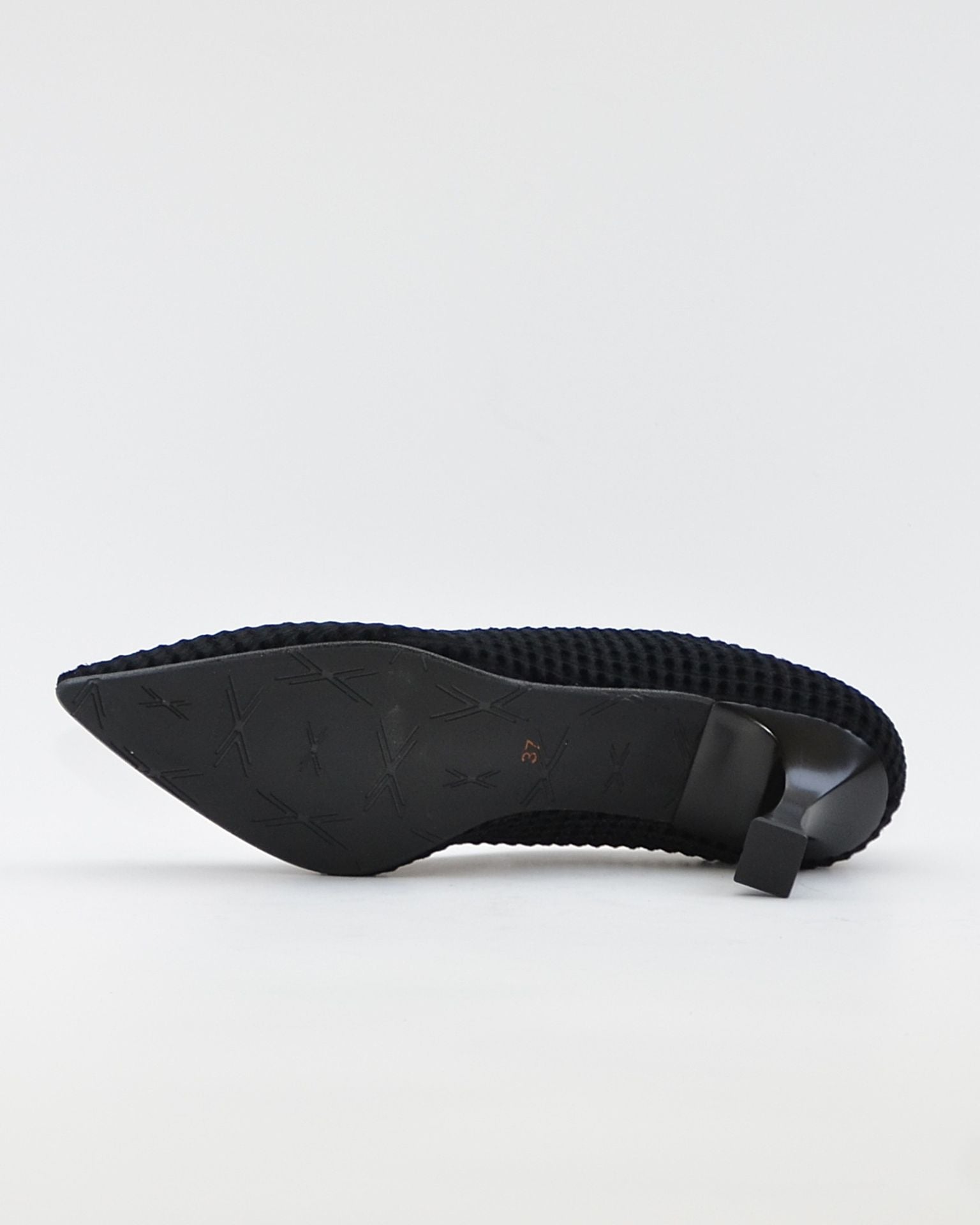 ZAPATO SALON MUJER ESTILETO COLOR NEGRO DANIELA VEGA 2333S MOIRA