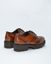 ZAPATO OXFORD MUJER CHAROL CUERO PISO PLATAFORMA