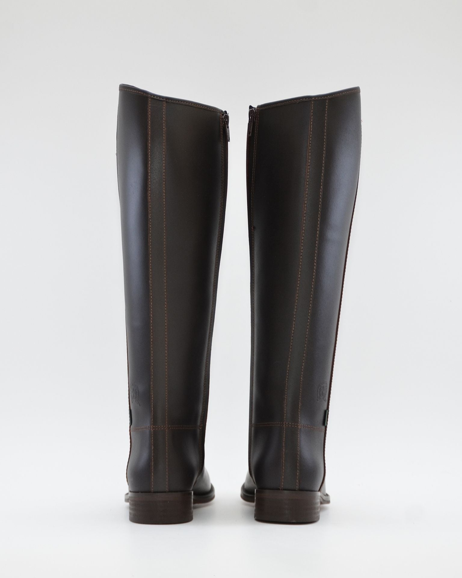 BOTA CAMPERA DE MUJER DAKOTA MARRON CHOCOLATE