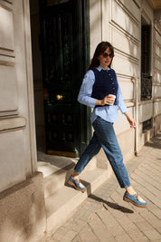ZAPATO WALLABY SERRAJE AZUL POTRO BEIG LACOMBA IRIS