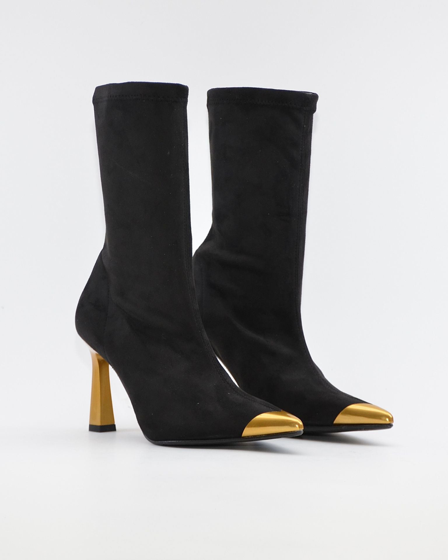 BOTA MEDIA CAÑA LYCRA MUJER COLOR NEGRO DETALLES DORADOS DANIELA VEGA 2880 ANTE STRECH