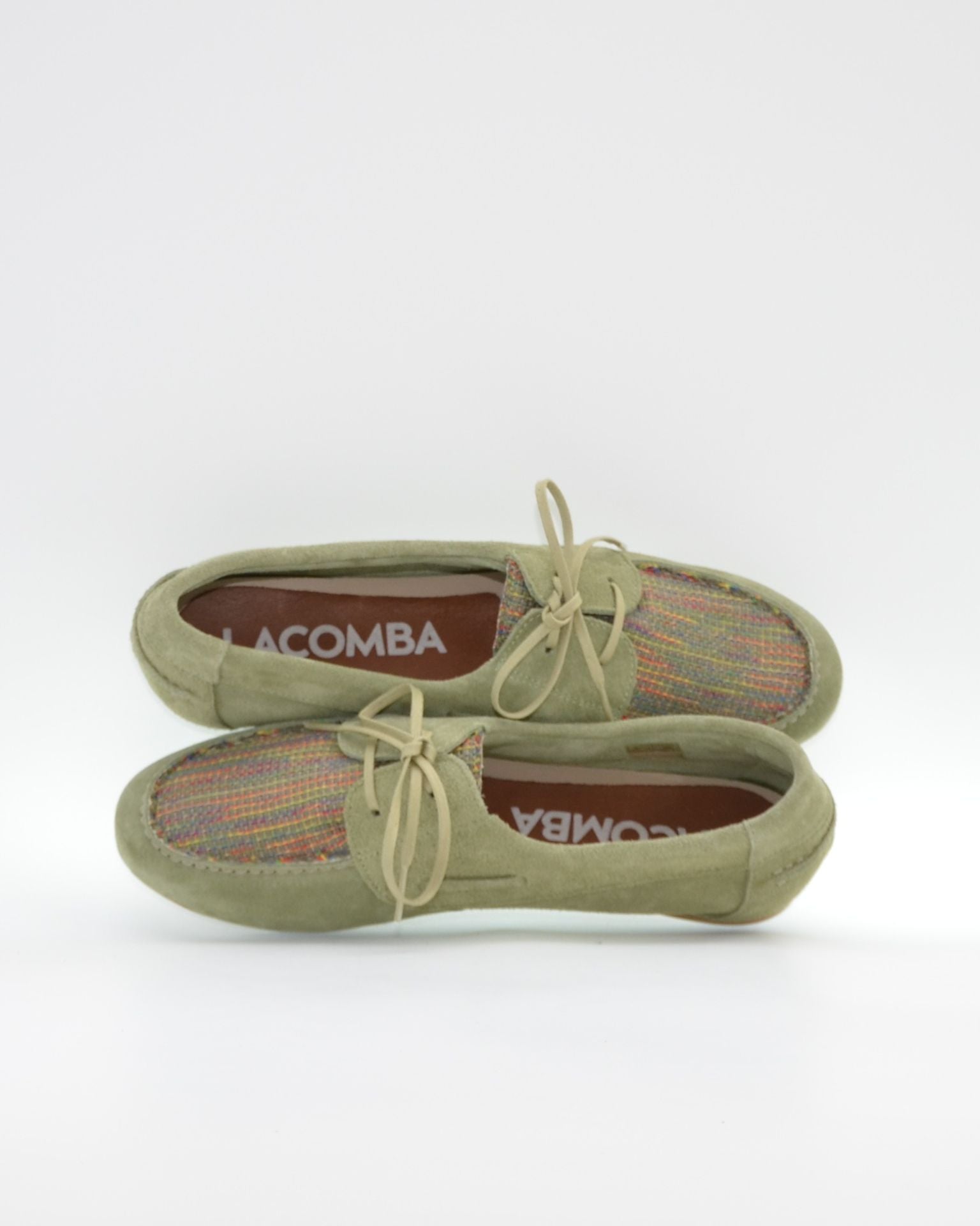 MOCASIN NAUTICO MUJER SERRAJE VERDE LACOMBA GARDENIA