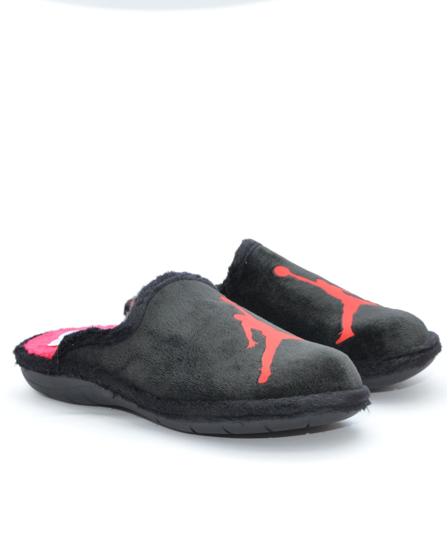 ZAPATILLAS CASA HOMBRE NEGRO JORDAN ROJO