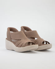 SANDALIA MUJER CUÑA SKECHERS COLOR TAUPE 120012 MOC SLIP-INS